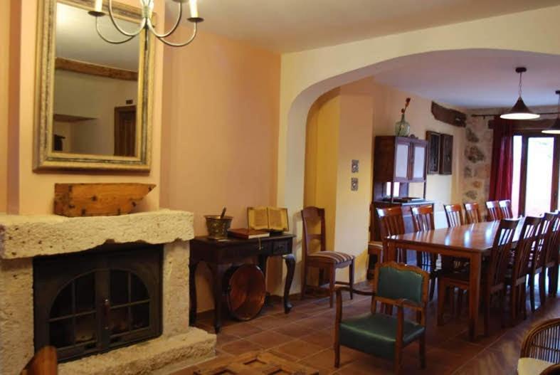 La Noguera De Socasa Vila Romancos Exterior foto